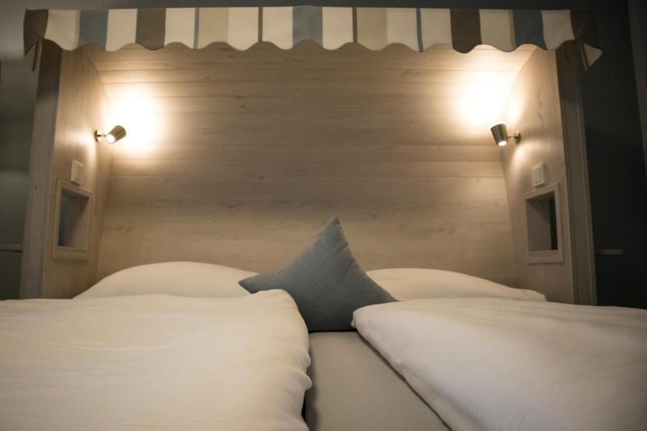 Hotel Am Friesenstrand Tossens Buitenkant foto