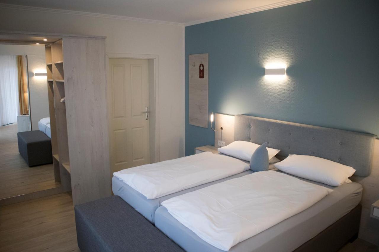 Hotel Am Friesenstrand Tossens Buitenkant foto